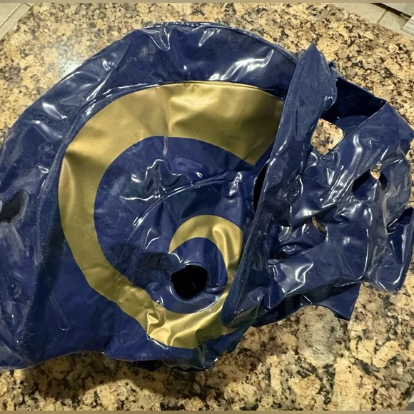 St. Louis Rams Fan Set - Picture 6 of 10